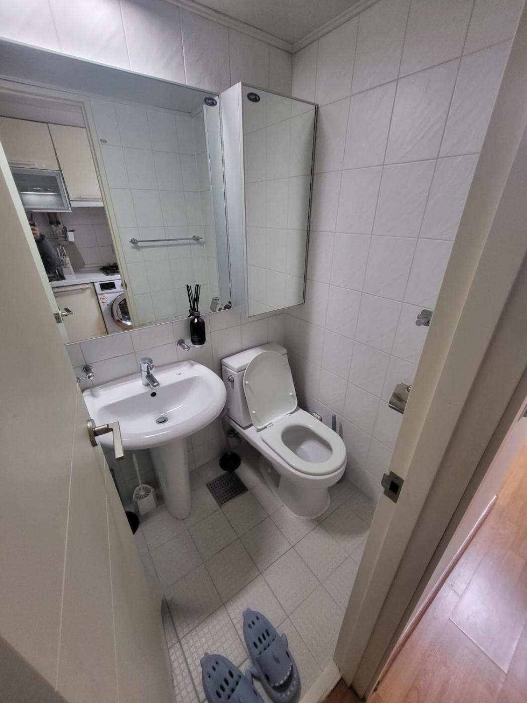 Appartamento 2-2401 #gangnam Stn, 5-min #yeoksam Stn, 3-min #ott #concierge Gangnam Managed