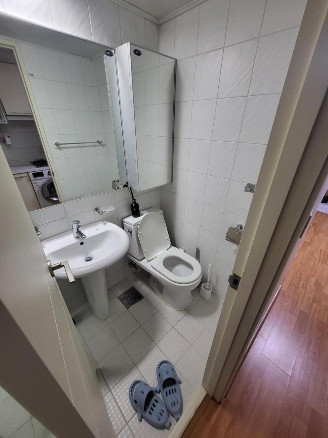 2-2401 #gangnam Stn, 5-min #yeoksam Stn, 3-min #ott #concierge Gangnam Managed Appartamento *