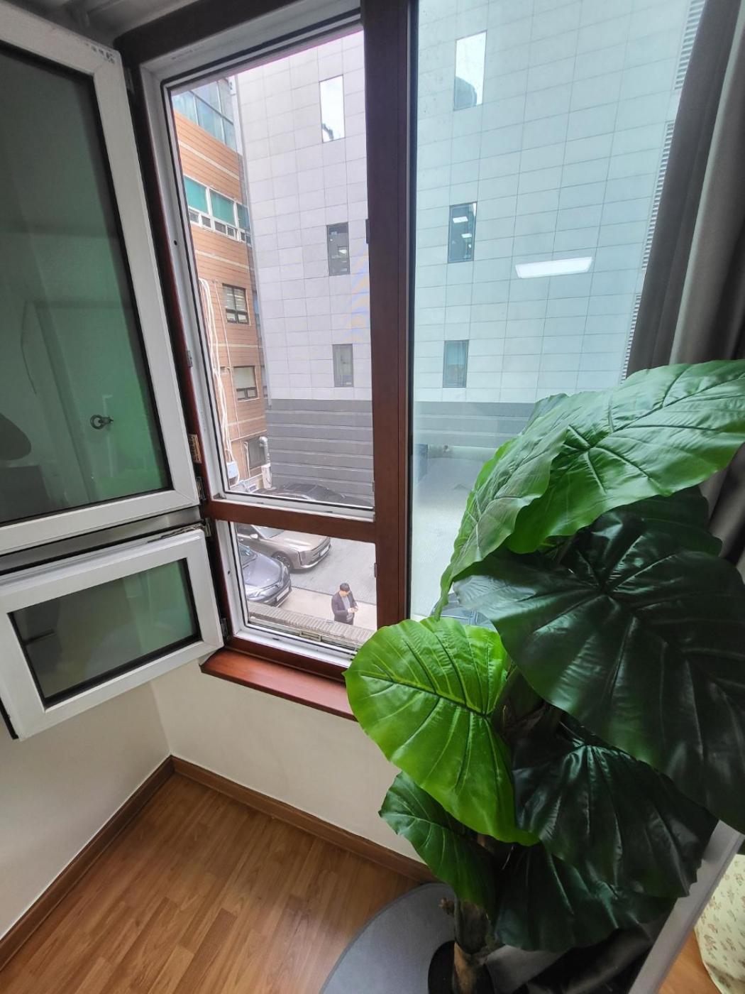 Appartamento 2-2401 #gangnam Stn, 5-min #yeoksam Stn, 3-min #ott #concierge Gangnam Managed *